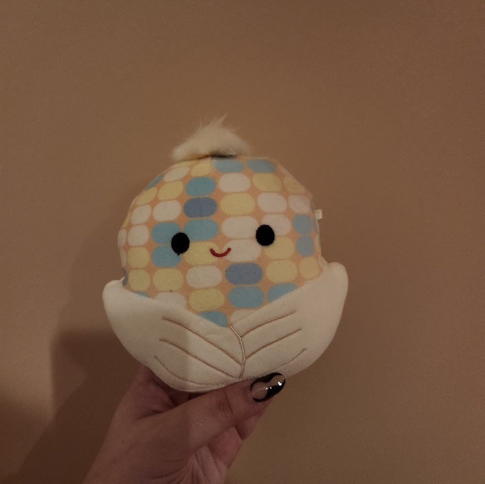 ✨️Louise Squishmallow✨️